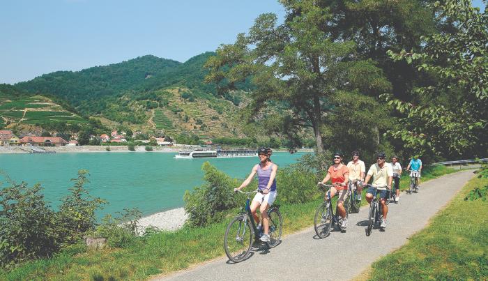 AmaWaterways bicycle excursion along the Danube
