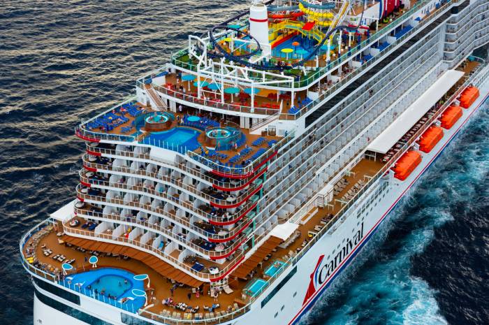 carnival-cruise-line-mardi-gras-1